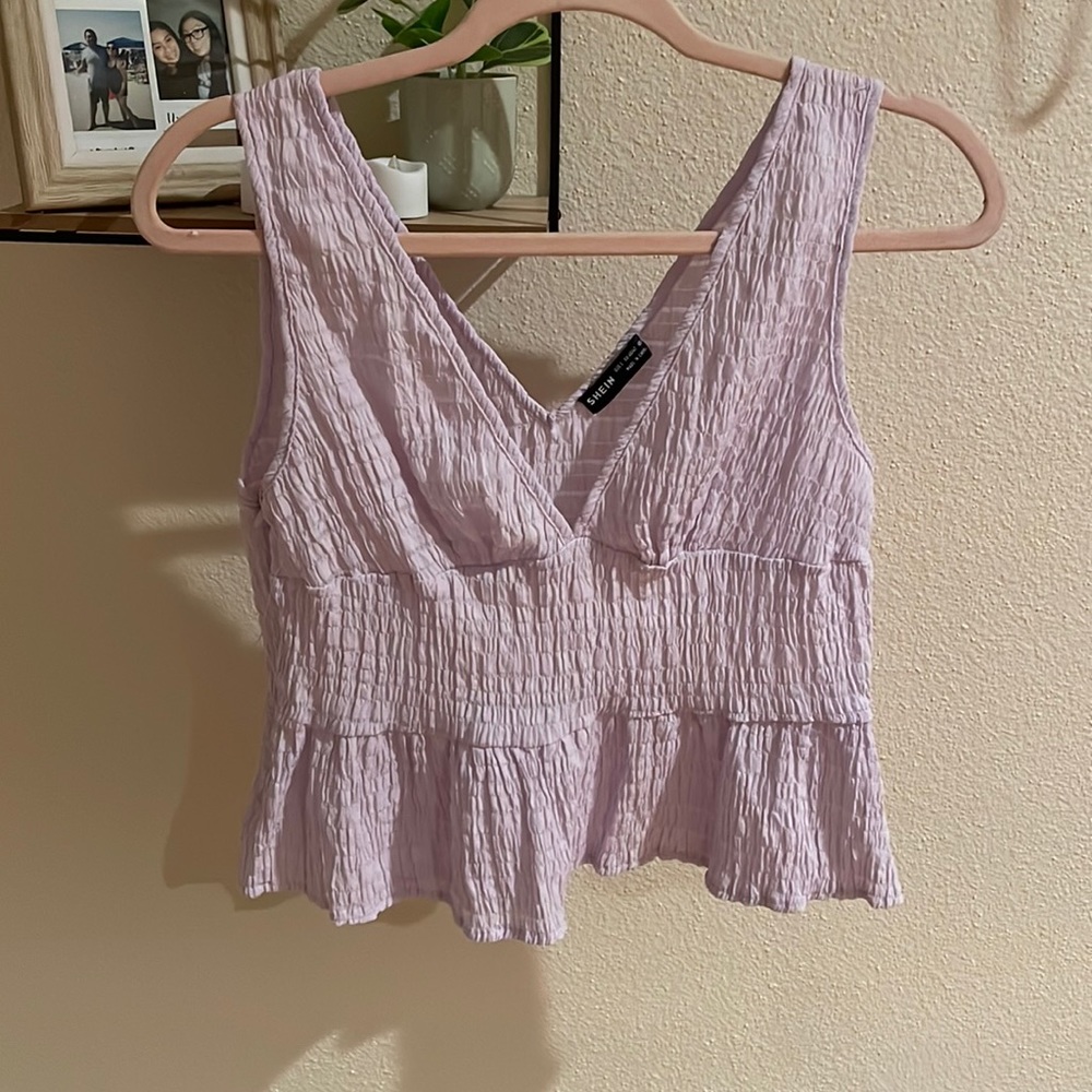 Light lavender v neck pemplum top
